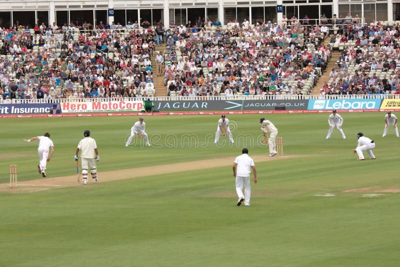 Brabourne Stadium Pitch Report: Batting or Bowling Friendly?